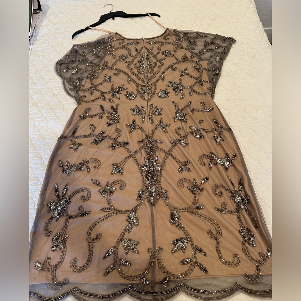 PLUS SIZE BEADED MIDI DRESS